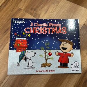 Peanuts A Charlie Brown Christmas kids Book